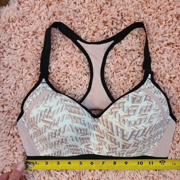 Colorful Victoria Secret Padded Spots Bra. - Picture 4 of 6